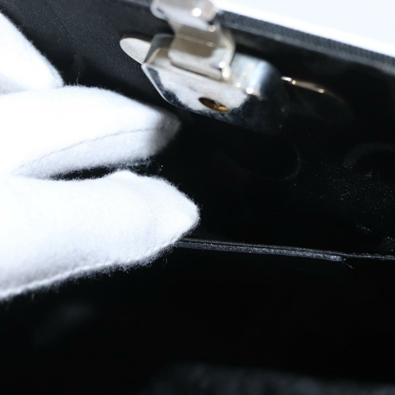 【日本直送】Salvatore Ferragamo Chain Gancini Bag Stainless Steel Silver Auth 156983V-20