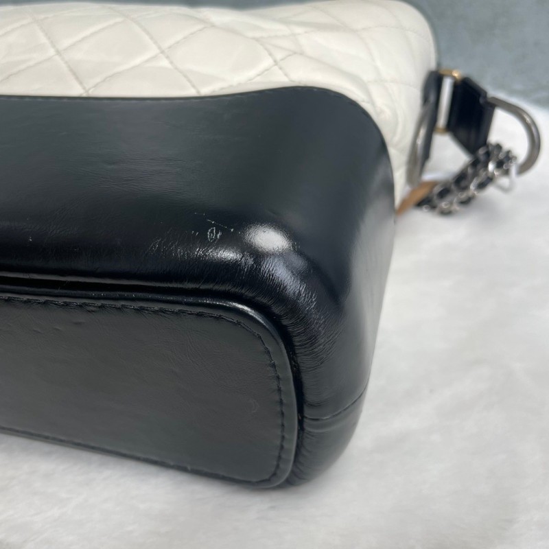 CHANEL 黑白拼色牛皮流浪包 28cm-13