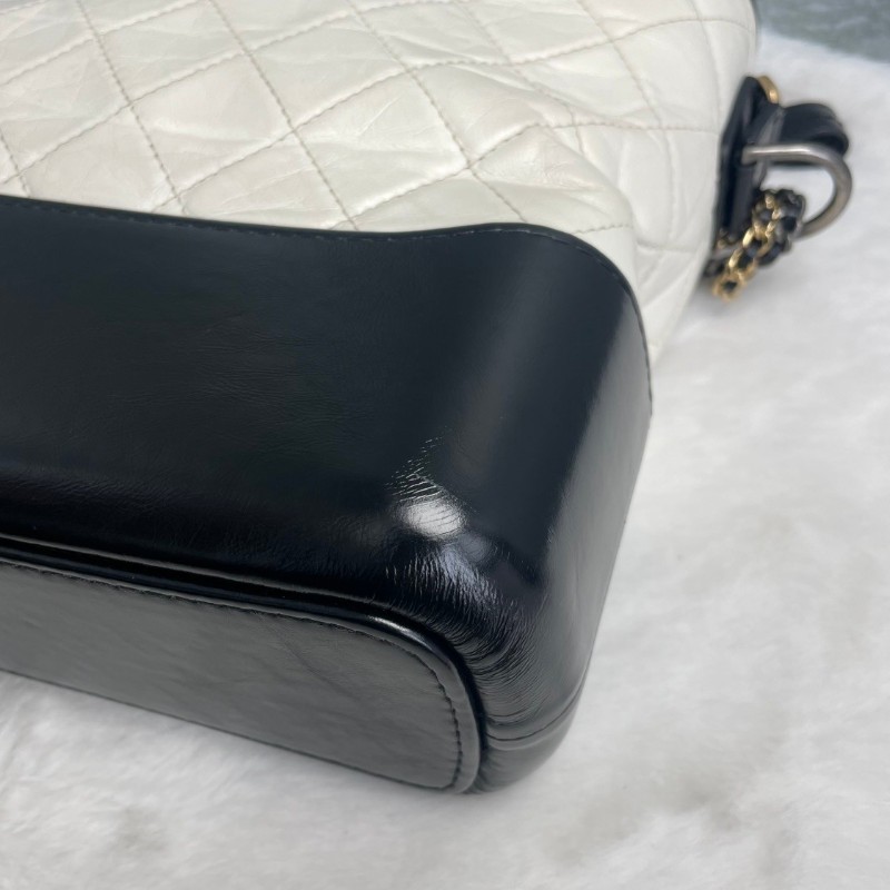 CHANEL 黑白拼色牛皮流浪包 28cm-15