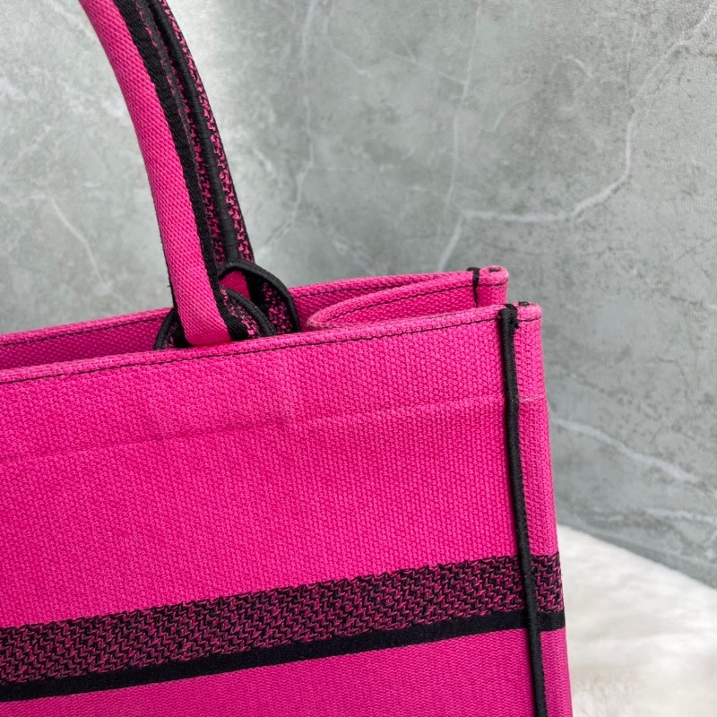 Dior book tote 桃紅色 蝴蝶🦋刺綉托特-11