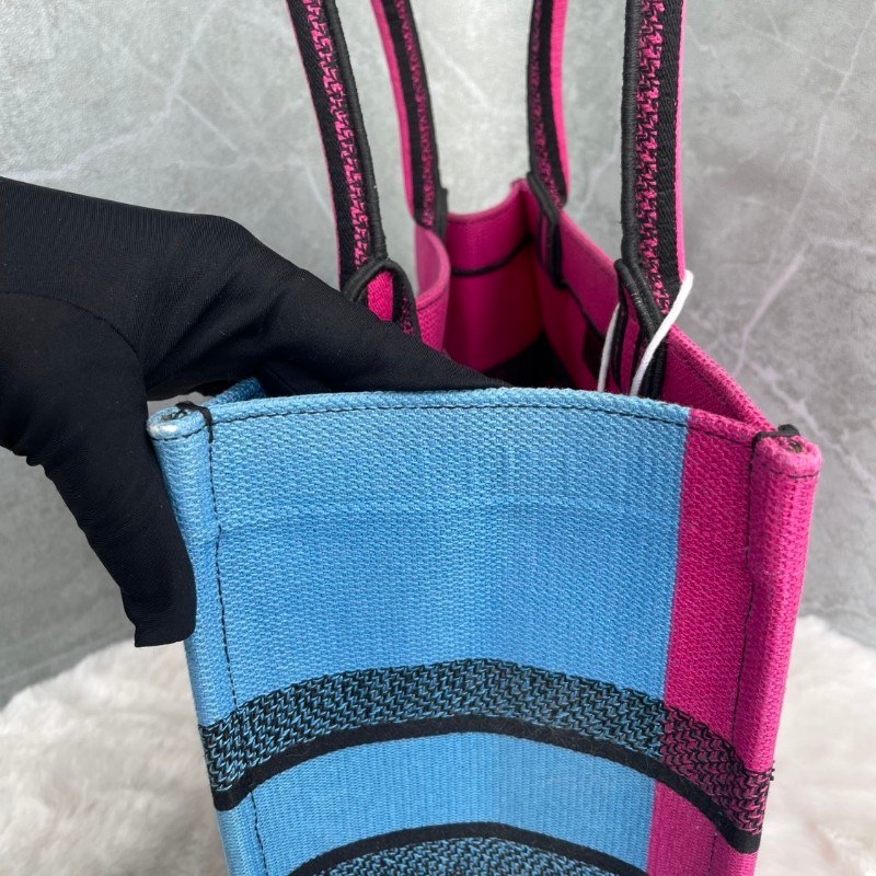 Dior book tote 桃紅色 蝴蝶🦋刺綉托特-13