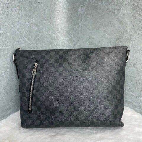Louis Vuitton  N41211 黑色棋盤格斜背包