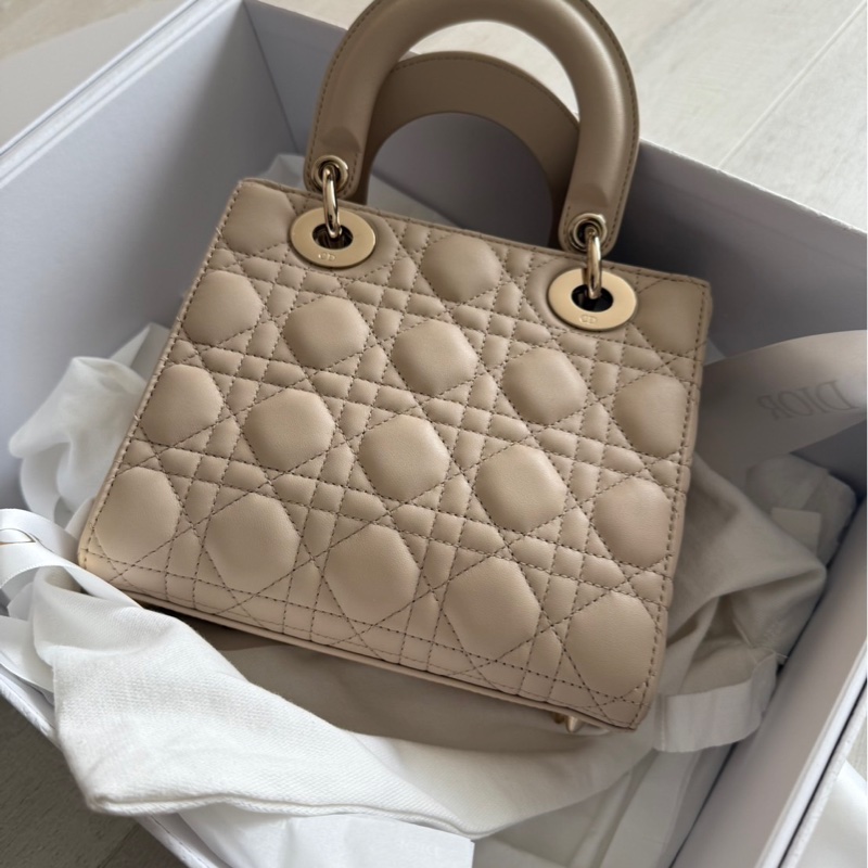 Lady Dior 小型包款 奶茶色-17