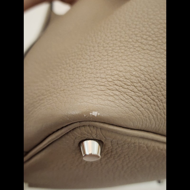 菜籃子18. 方框P刻，四角稍微磨損，鎖頭鑰匙在，其他無配件-7