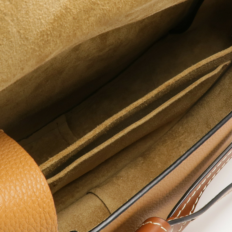 LOEWE 牛皮皮革Gate金扣肩背袋-4