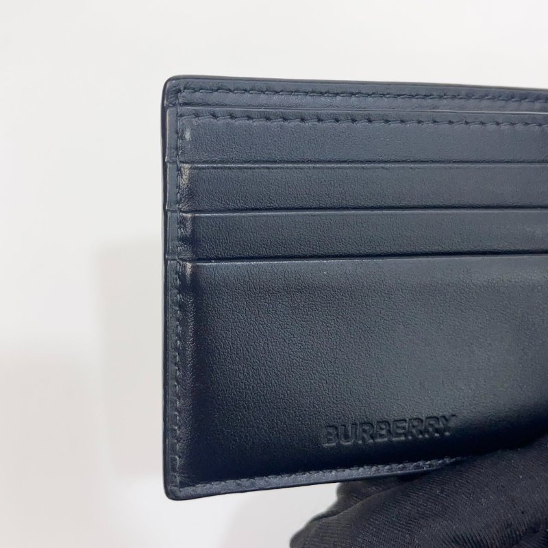 Burberry炭灰色小牛皮6卡對開短夾81005291-11