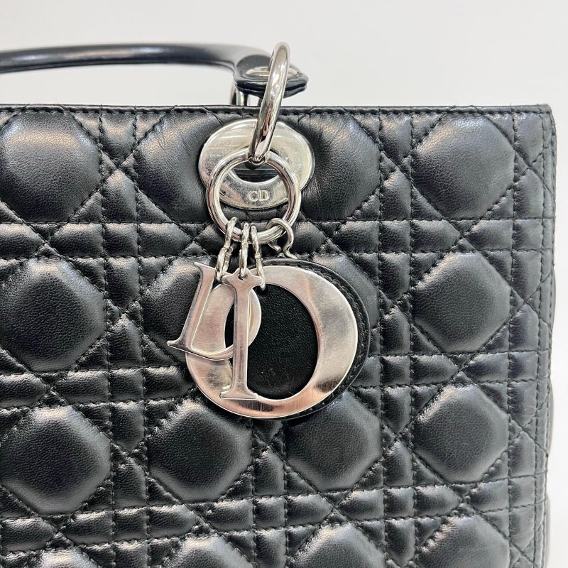 DIOR黑色羊皮銀釦Lady Dior Large7格黛妃包-9