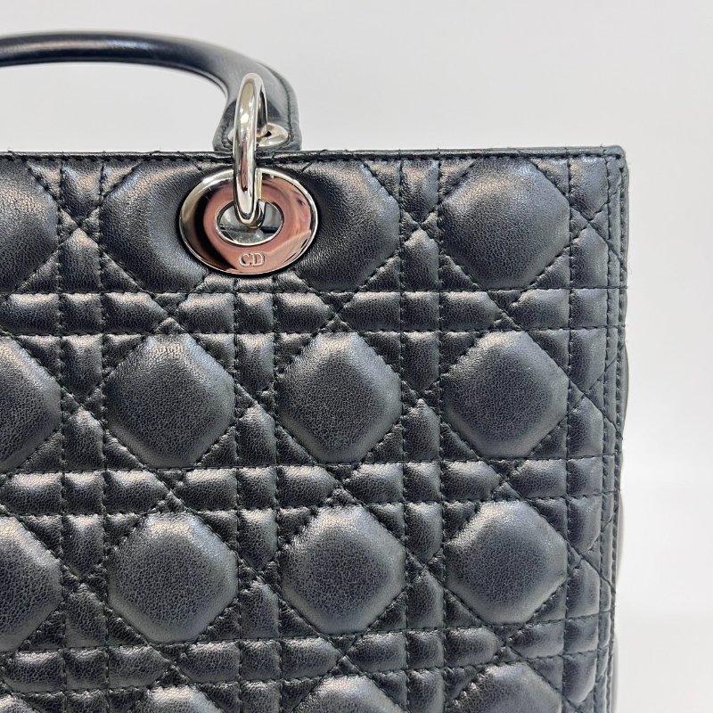 DIOR黑色羊皮銀釦Lady Dior Large7格黛妃包-11