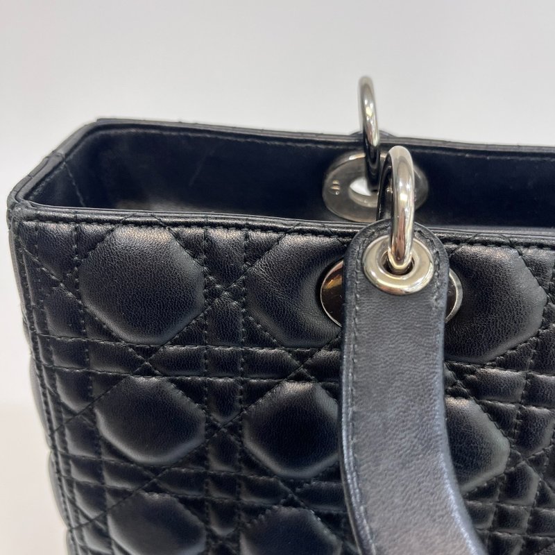 DIOR黑色羊皮銀釦Lady Dior Large7格黛妃包-15
