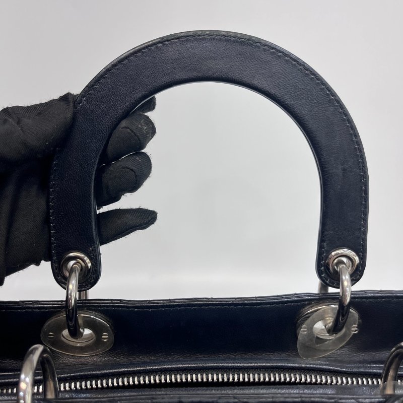 DIOR黑色羊皮銀釦Lady Dior Large7格黛妃包-21