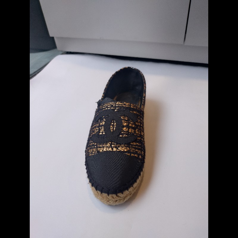 Chanel 黑底金色毛呢樂福平底鞋-4