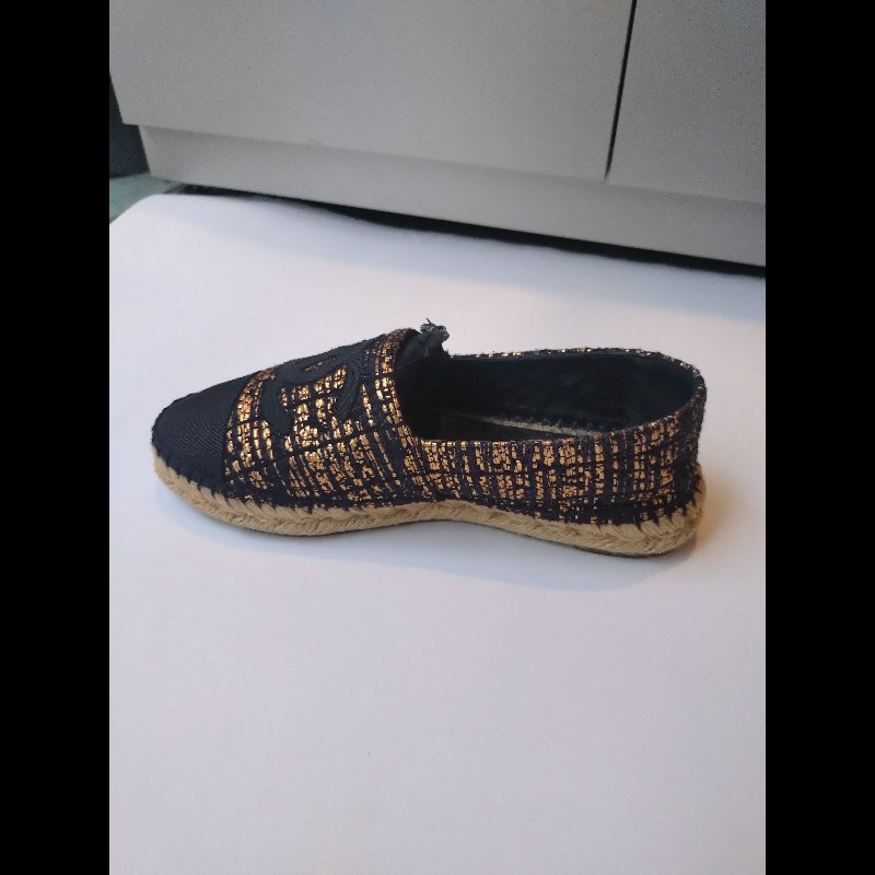 Chanel 黑底金色毛呢樂福平底鞋-7