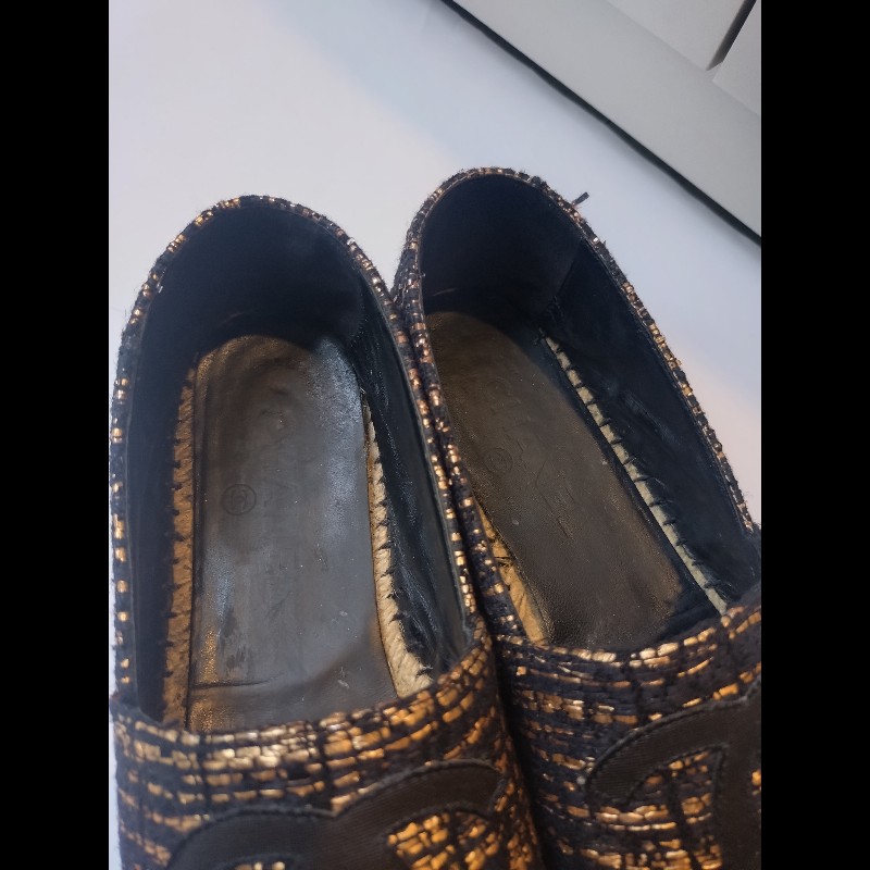 Chanel 黑底金色毛呢樂福平底鞋-11