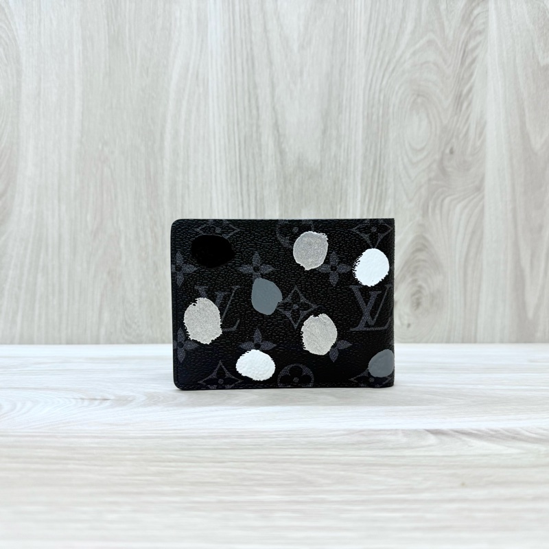 LV黑灰原花草間彌生波點短夾M81931-1