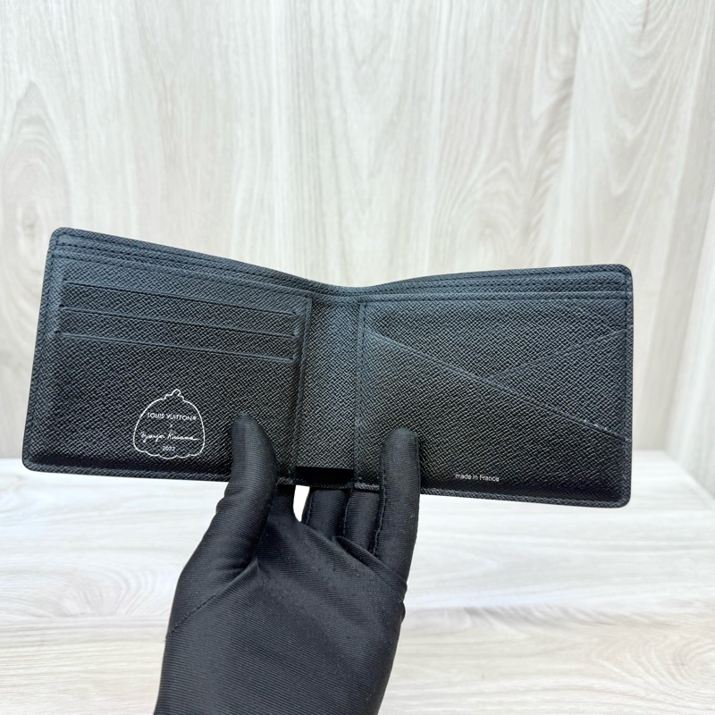 LV黑灰原花草間彌生波點短夾M81931-5