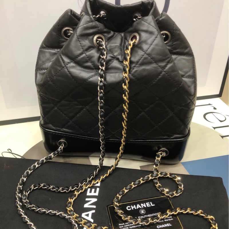 Chanel 香奈儿黑银流浪包 双肩包 30开有卡-1