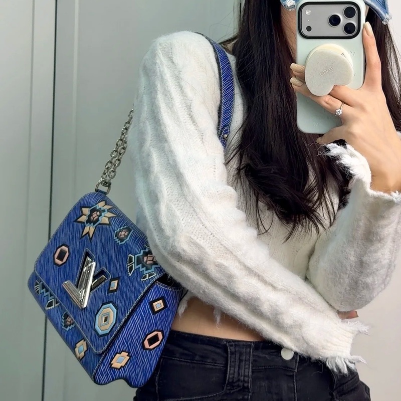莉亞精品♡LV M54865 限量秀款Twist 水波紋斜背包 藍 二手-2