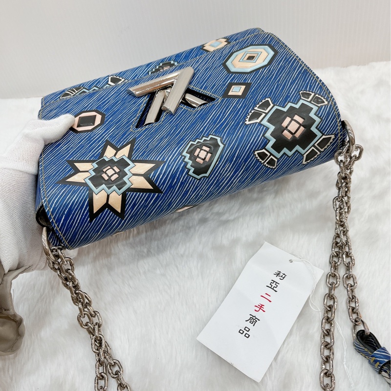 莉亞精品♡LV M54865 限量秀款Twist 水波紋斜背包 藍 二手-9