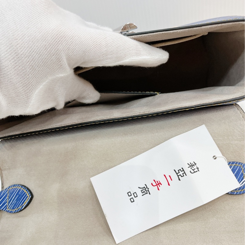 莉亞精品♡LV M54865 限量秀款Twist 水波紋斜背包 藍 二手-18