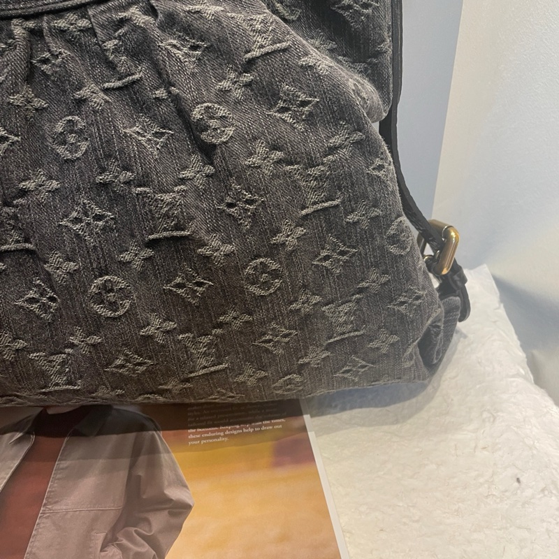 Lv 路易威登 中古黑丹寧手提斜挎包 底長約底長40*高28-12