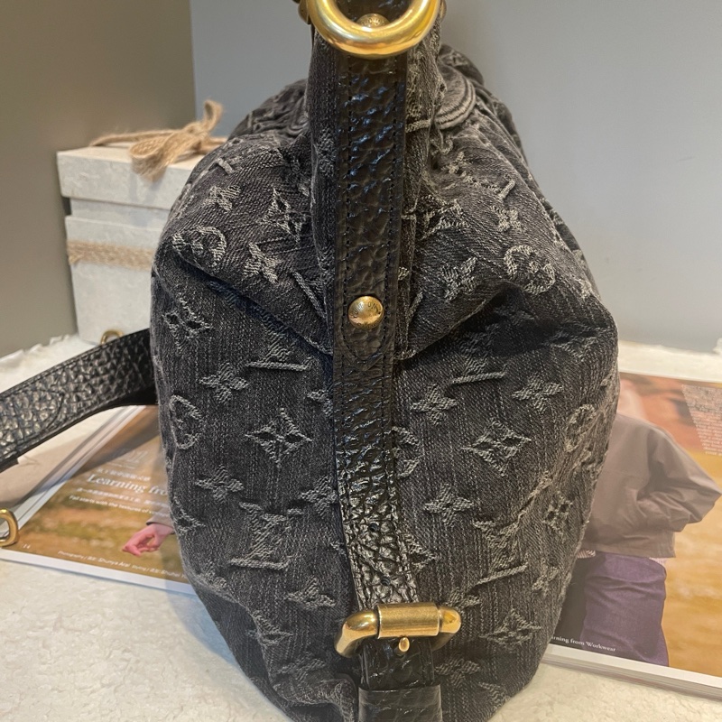 Lv 路易威登 中古黑丹寧手提斜挎包 底長約底長40*高28-21