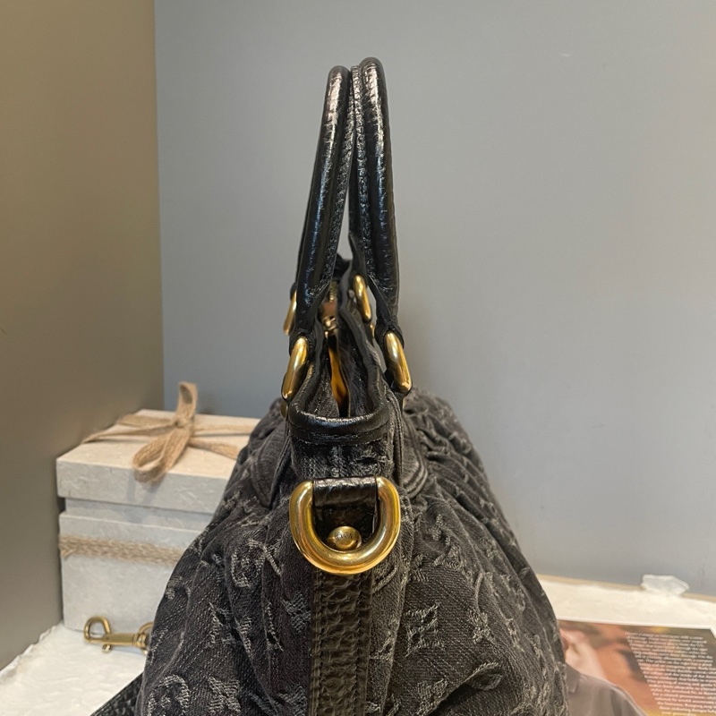 Lv 路易威登 中古黑丹寧手提斜挎包 底長約底長40*高28-23