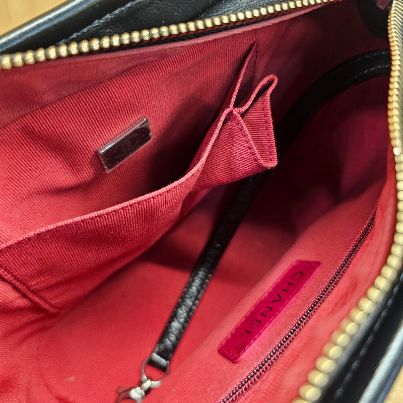 [圓夢超甜價出!平台最甜❣️] Chanel黑復刻牛皮霧金釦小號流浪包-19