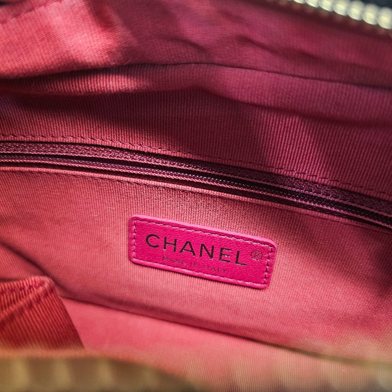 [圓夢超甜價出!平台最甜❣️] Chanel黑復刻牛皮霧金釦小號流浪包-20