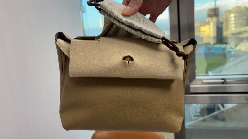 Hermes 愛馬仕 2424 21mini金扣k刻大象灰全新未拆封封購於專櫃有購證全配-0