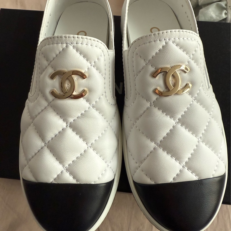 CHANEL全新厚底休閒鞋-1