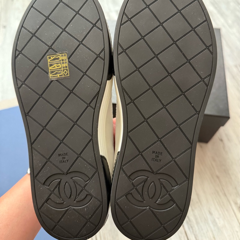 CHANEL全新厚底休閒鞋-3