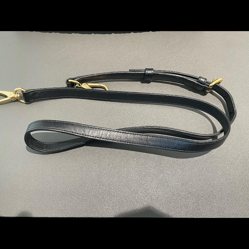 Miu Miu 黑色 經典款保齡球包 羊皮-24