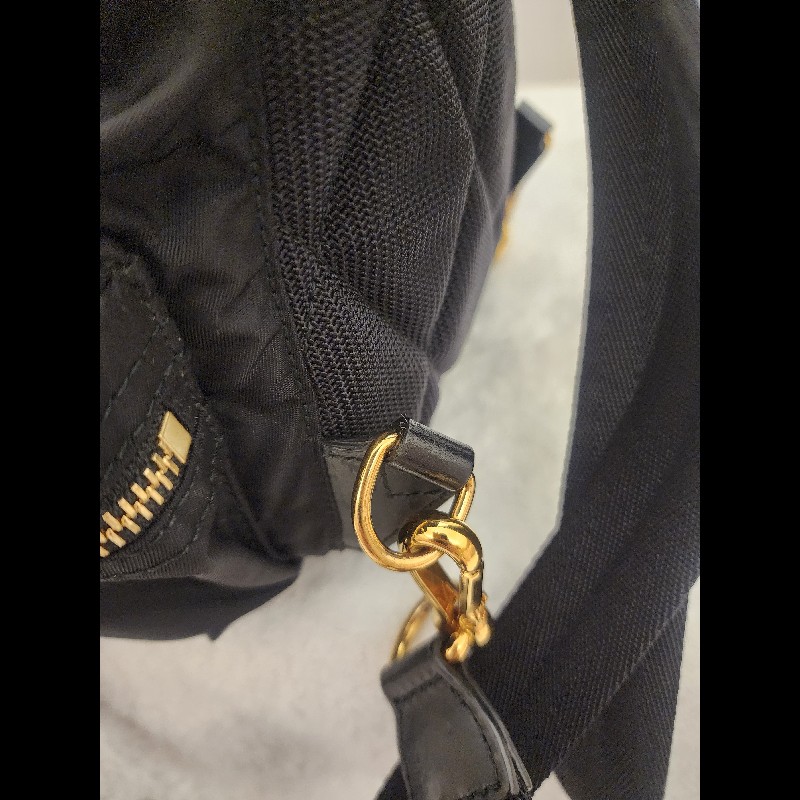 Burberry小號背包. 降落傘,肩帶可調整為斜背包-5