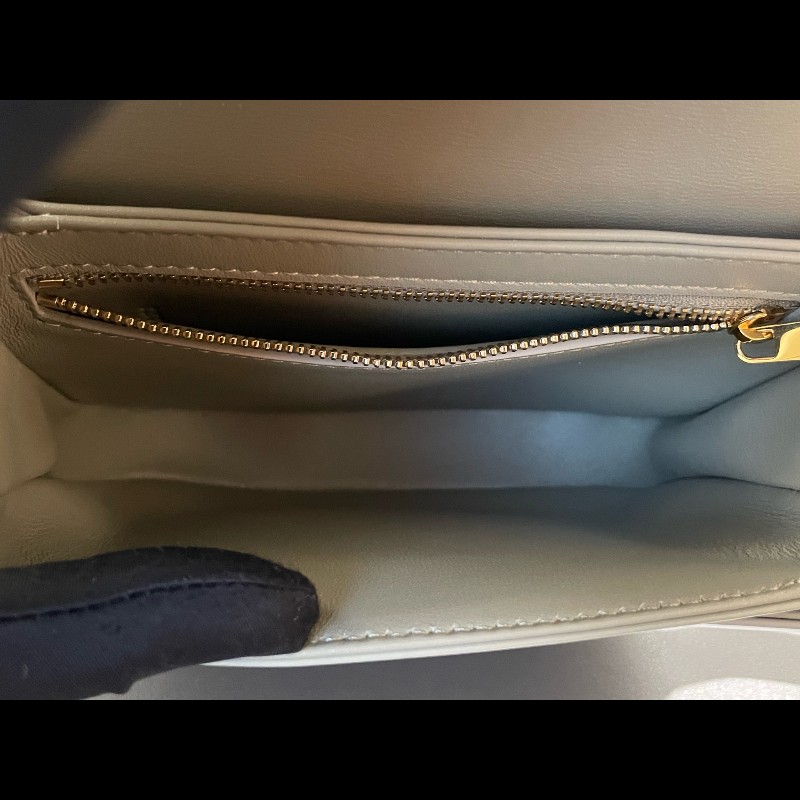 CELINE Besace CLEA 凱旋門金色鎖扣可調節肩帶 灰綠色馬鞍包-20