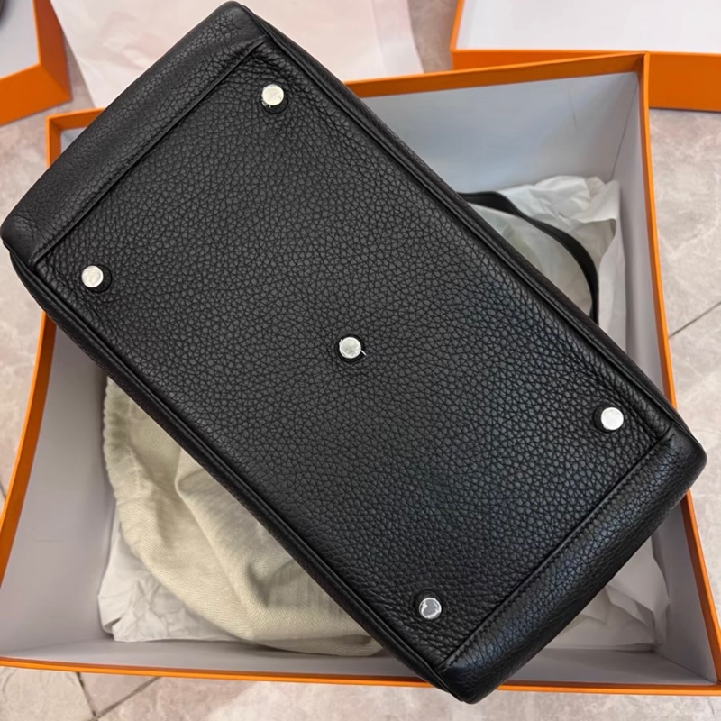 lindy 30黑銀D刻 原膜都在  有票-15