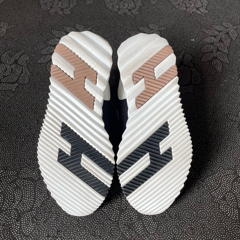 愛馬仕黑灰編制運動鞋36碼 成色新磨損小。-3