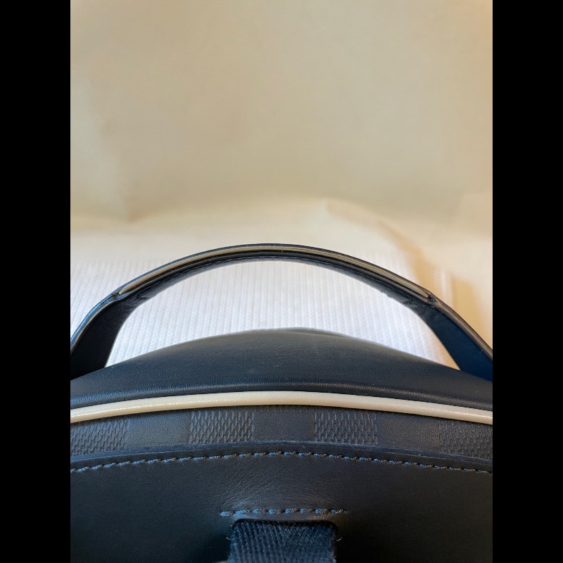 LV 美洲杯帆船赛系列限量全皮棋盤格後背包-16