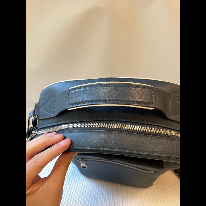 LV 美洲杯帆船赛系列限量全皮棋盤格後背包-24