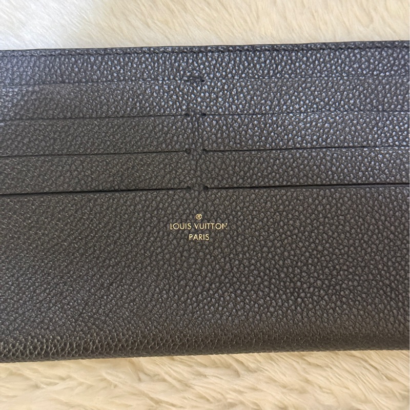 LV 全黑牛皮  黑色皮夾 錢包 多卡夾層 黑色長夾  鈔票可直接放入-9