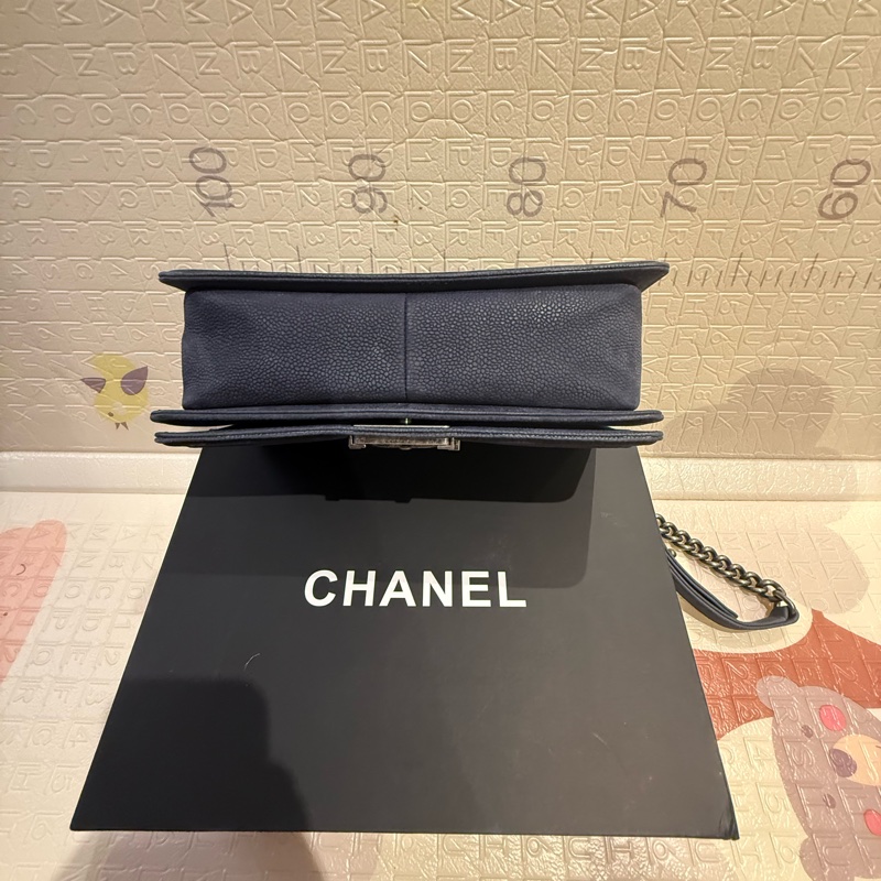 CHANEL BOY CAVIAR 25cm-22