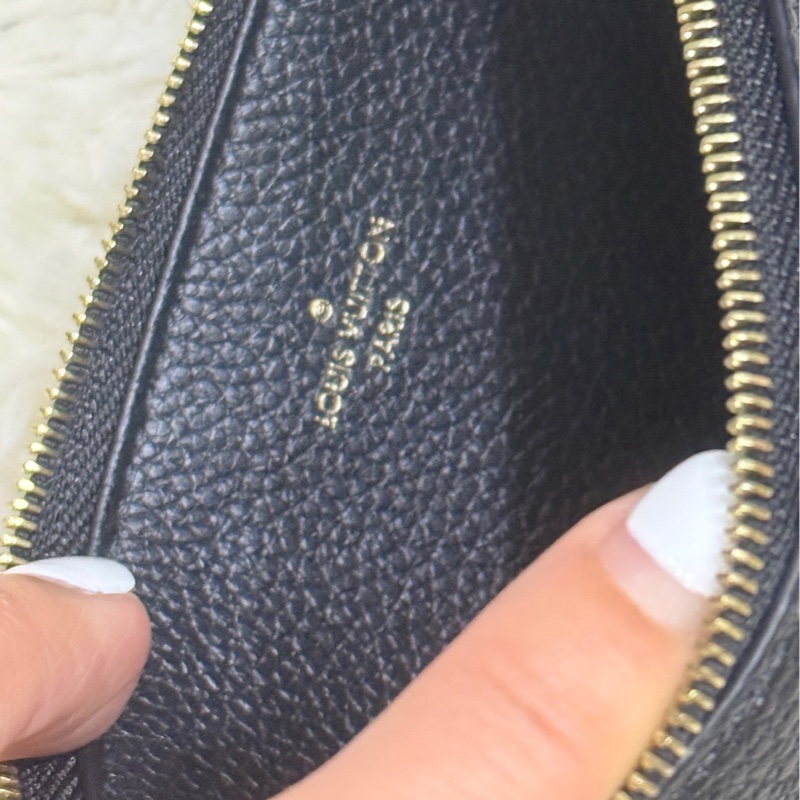 LV 全牛皮 黑色錢包 零錢包 拼色壓紋老花 拉鍊長夾-1