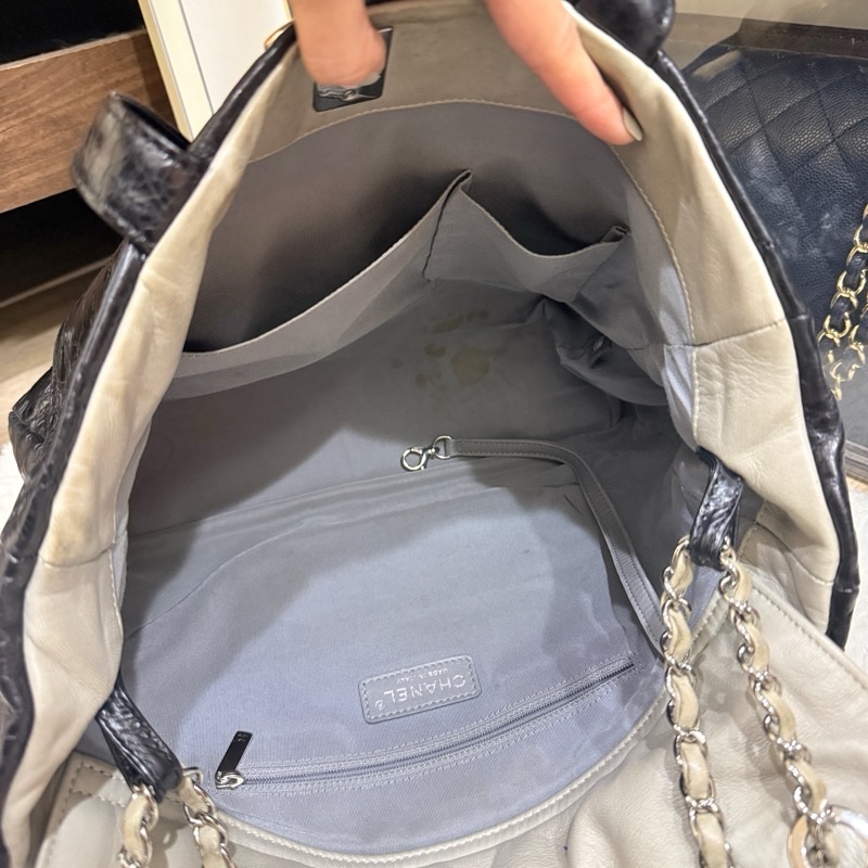 實用款CHANEL 香奈兒 蠟光牛皮 黑色 肩背 手提 托特包-11