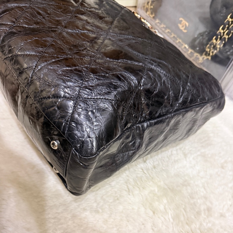 實用款CHANEL 香奈兒 蠟光牛皮 黑色 肩背 手提 托特包-33