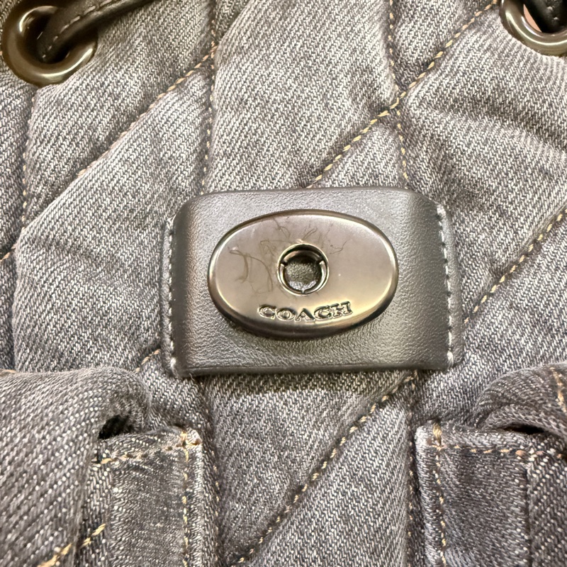 專櫃兩萬多還缺貨COACH 黑牛仔 黑釦 三用包 三背法TABBY 絎縫後背包 斜揹 肩背 後-6