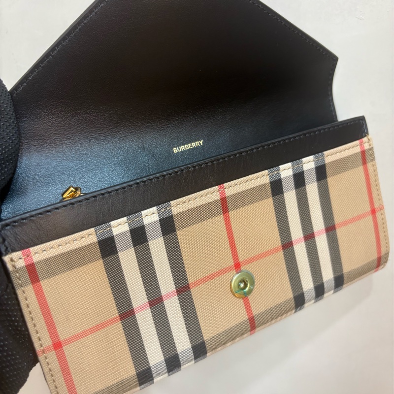 berberry 全新格紋扣式長夾-4
