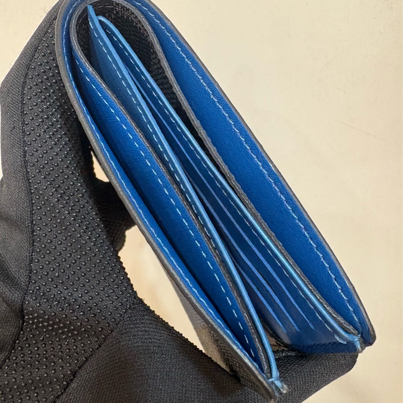 LV 黑灰棋盤格拼色短夾-5