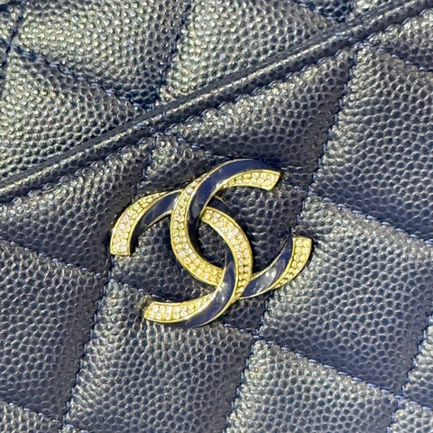 有點捨不得賣的香奈兒CHANEL W O C深藍牛皮 荔枝皮 荔紋 香奈兒 翻蓋斜背包