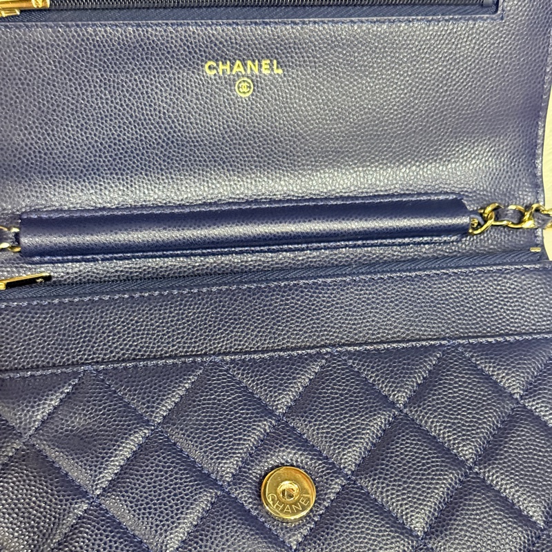 有點捨不得賣的香奈兒CHANEL W O C深藍牛皮 荔枝皮 荔紋 香奈兒 翻蓋斜背包-17