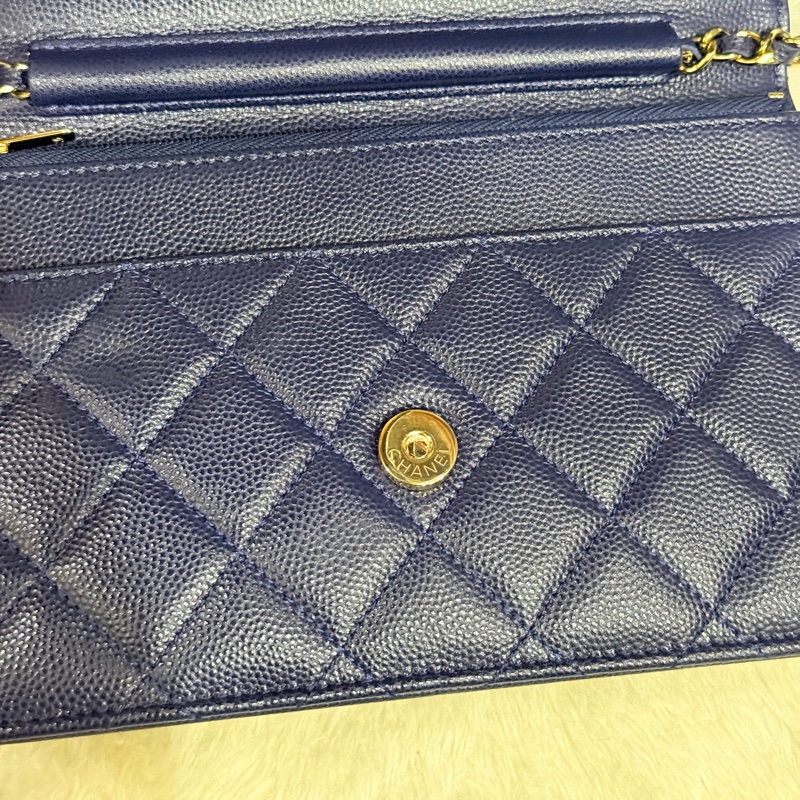有點捨不得賣的香奈兒CHANEL W O C深藍牛皮 荔枝皮 荔紋 香奈兒 翻蓋斜背包-35