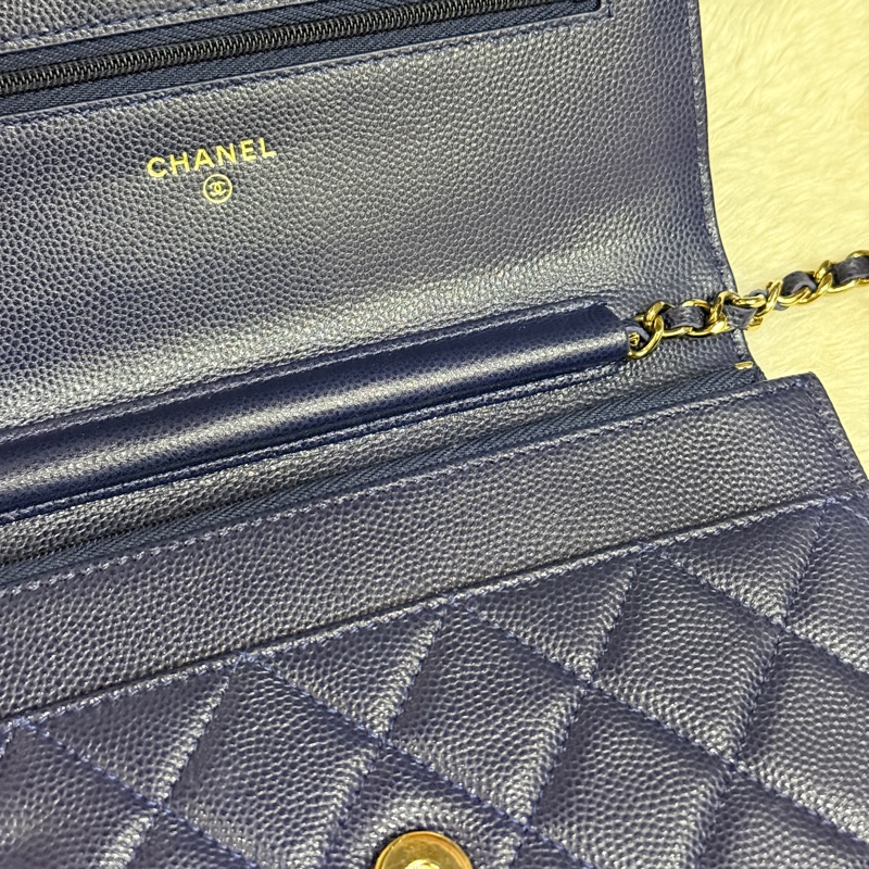 有點捨不得賣的香奈兒CHANEL W O C深藍牛皮 荔枝皮 荔紋 香奈兒 翻蓋斜背包-36